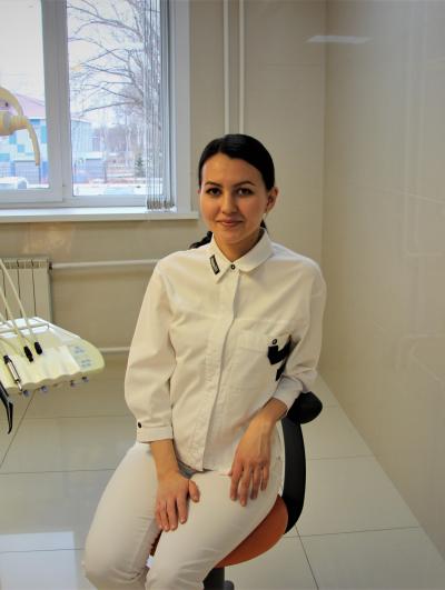 Киселёва Екатерина Владиславовна -  -  Стоматологическая клиника Аристократ в Южно-Сахалинске